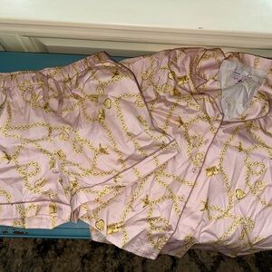 Taylor Swift Speak Now pj’s set. Pink and Gold Chain Pattern